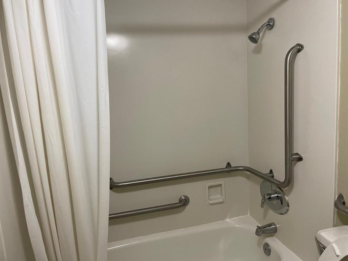 Travelodge By Wyndham Tuscaloosa Εξωτερικό φωτογραφία
